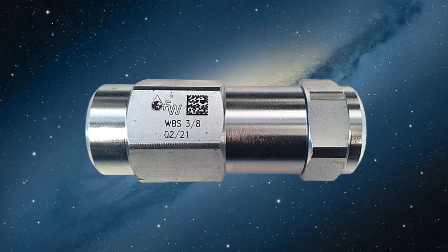 galassia-con-nucleo-bianco-4k-a6irb3lyh2w8jwpa copia